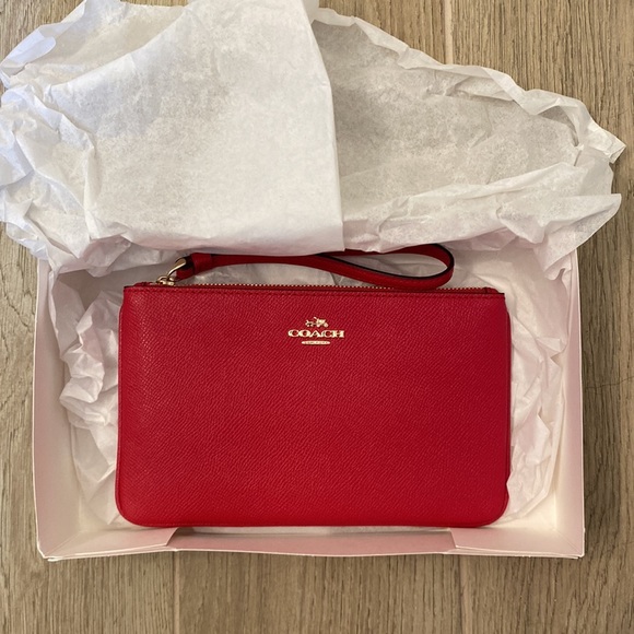 NWT Coach Wristlet - Picture 9 of 10